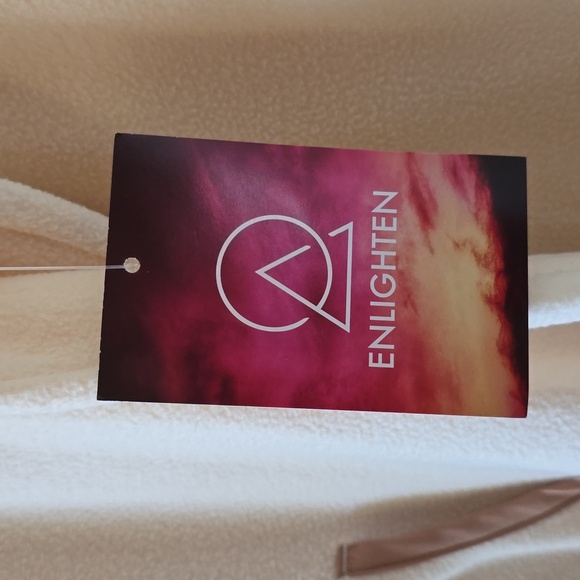 ENLIGHTEN BRAND WOMEN'S IVORY LONG SLEEVE PULLOVER FLEECE SIZE MEDIUM - Picture 8 of 14